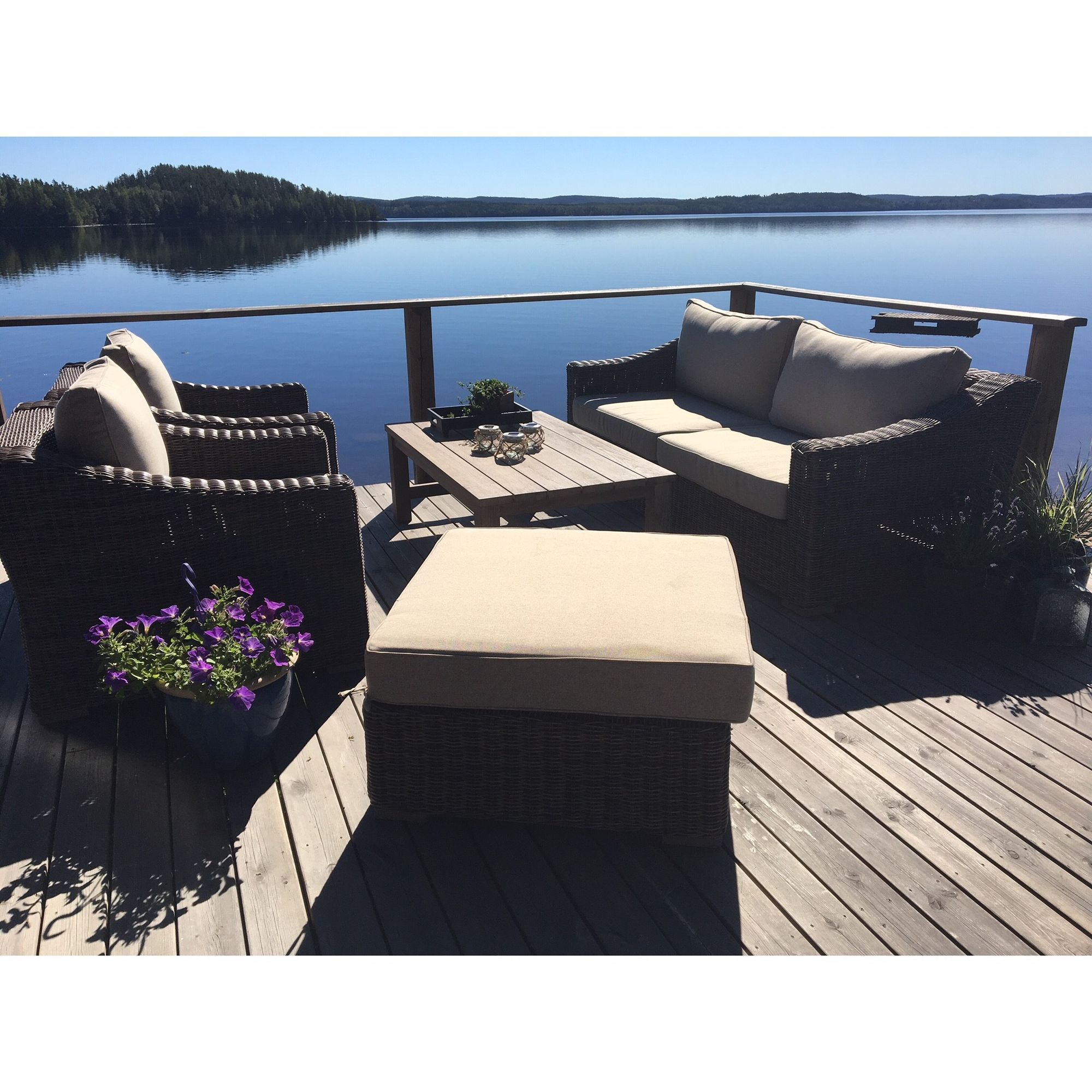 Sommarhus med privat strand vid Fryken, Värmland