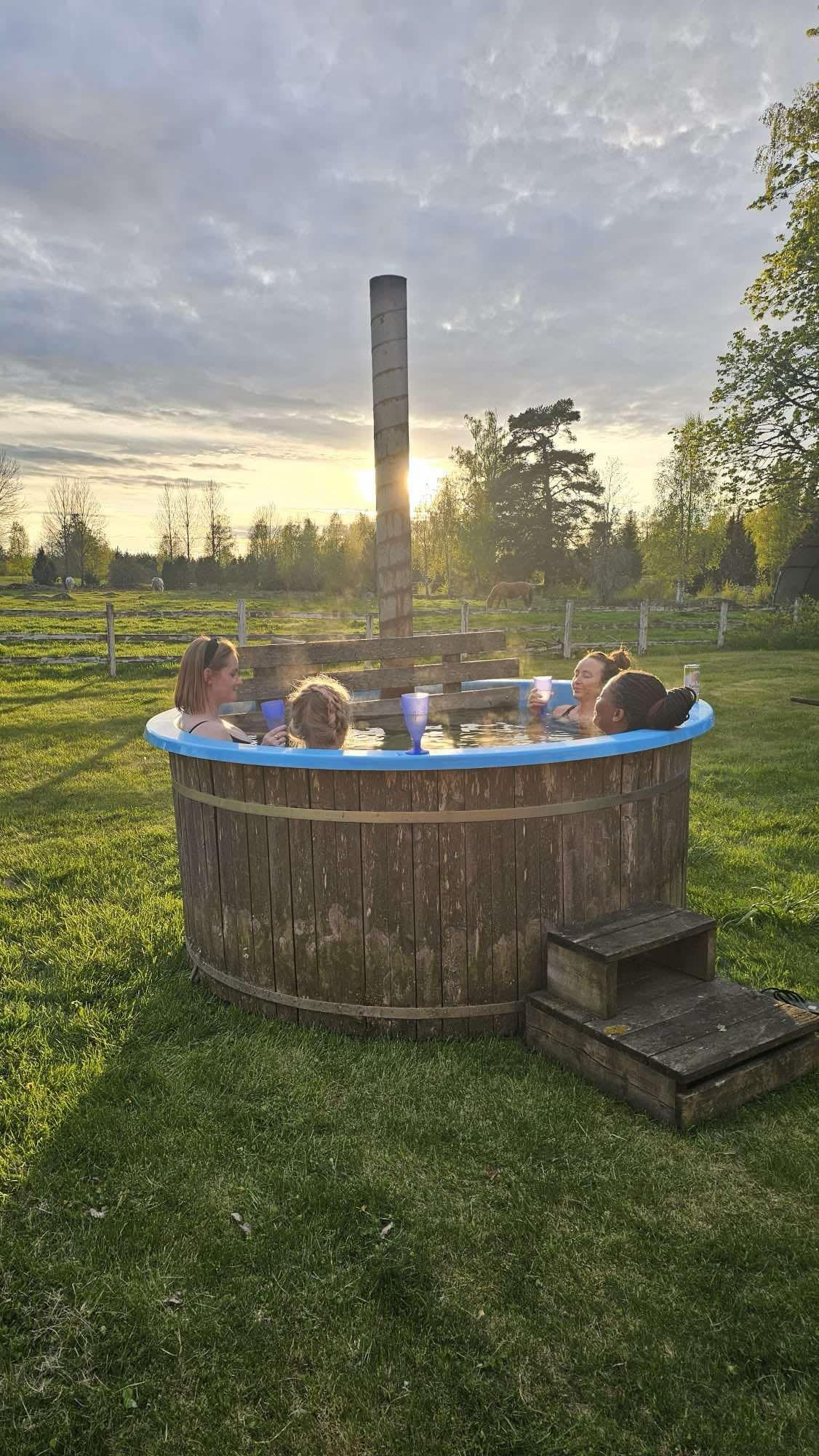 Sjönära semesterhus i lantlig miljö – bild 13 av 18