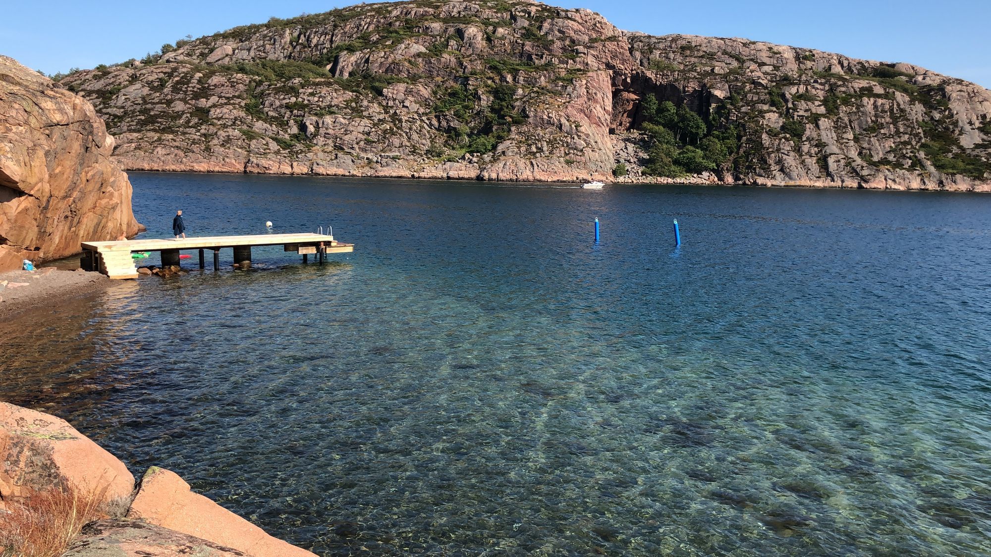 BOHUSLÄN Bra boende med hav, klippor och båtplats – bild 16 av 20