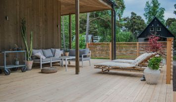 Nybyggt hus på Fårö med braskamin