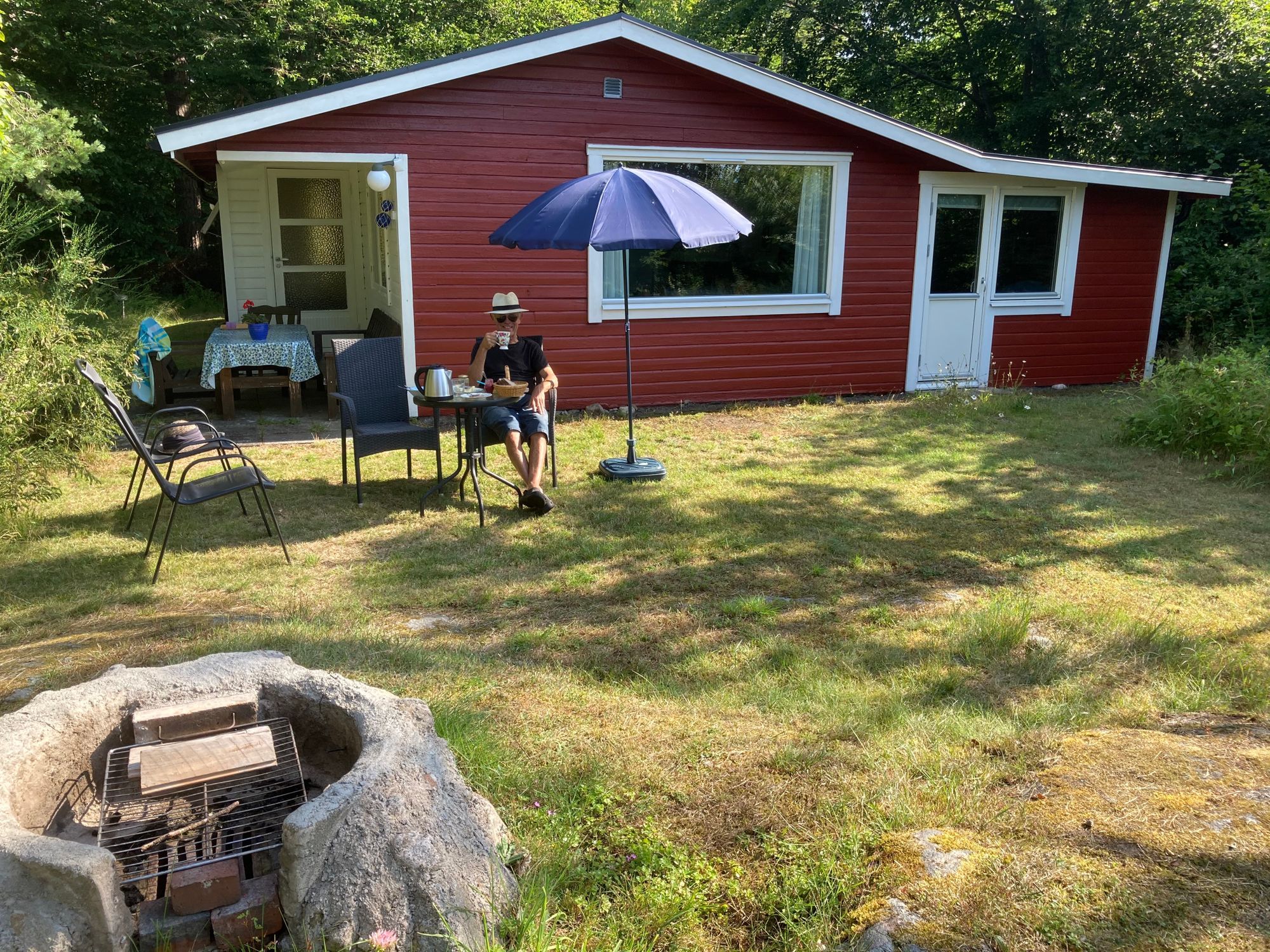 sommarstuga med panoramautsikt mot havet – bild 4 av 13