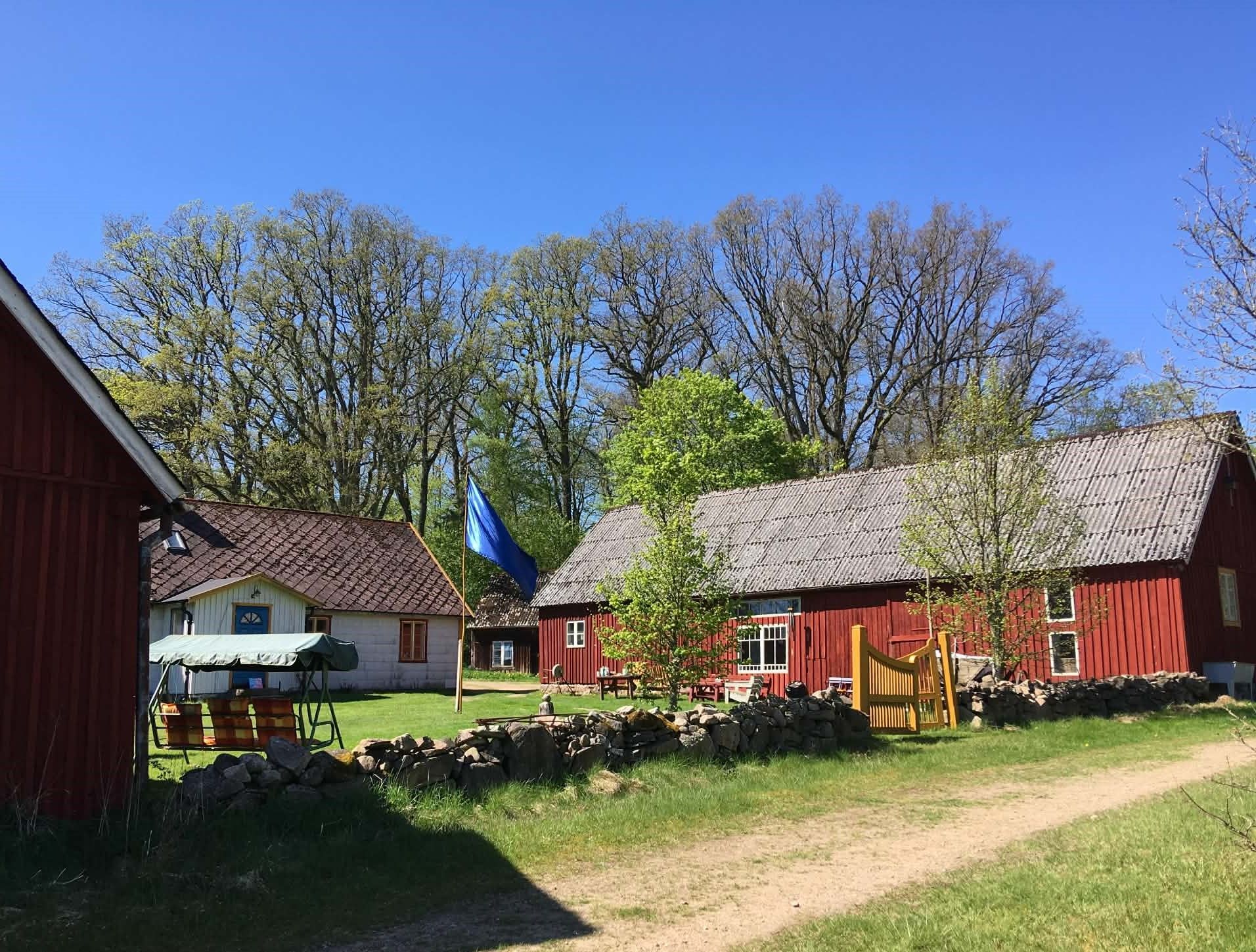 Studio i lada på landet – bild 2 av 9