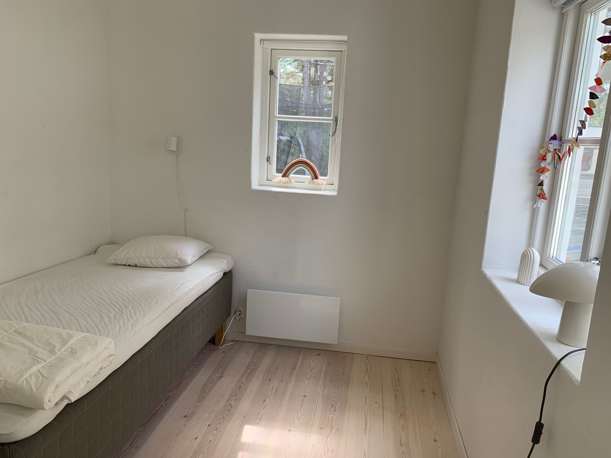Modernt stenhus i Lummelunda Burge – bild 7 av 11