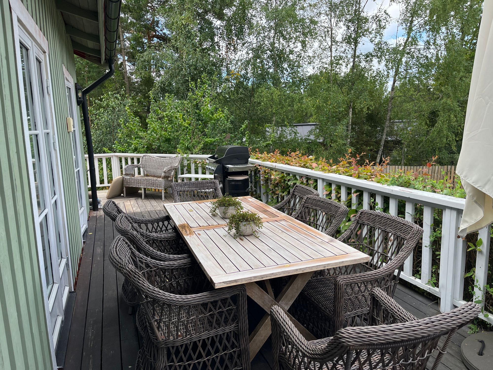 Sjönära med pool på norra Värmdö – bild 15 av 15