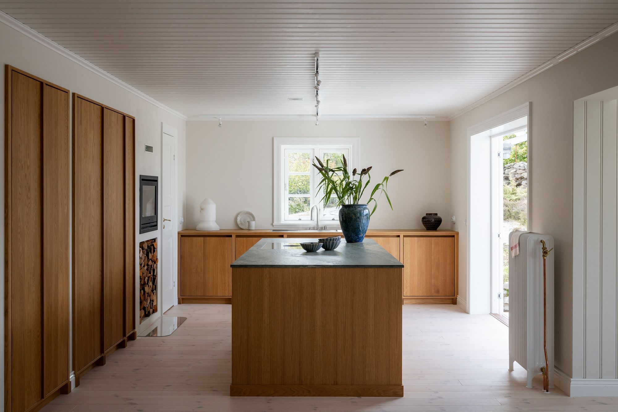 Västkustvilla på vackra Björholmen – bild 5 av 12