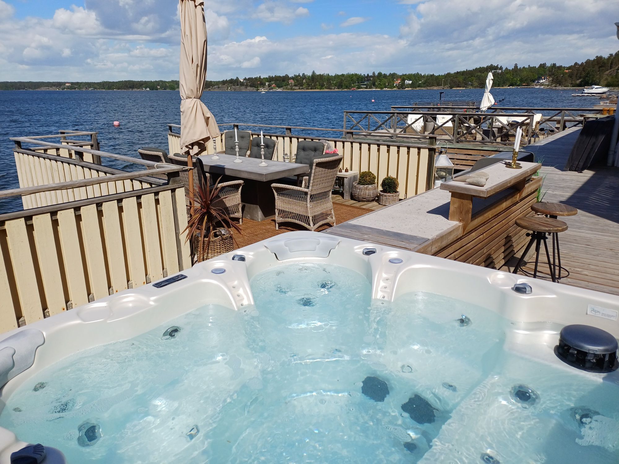 Villa Vågskvalp – Paradiset i Stockholm skärgård – bild 4 av 24