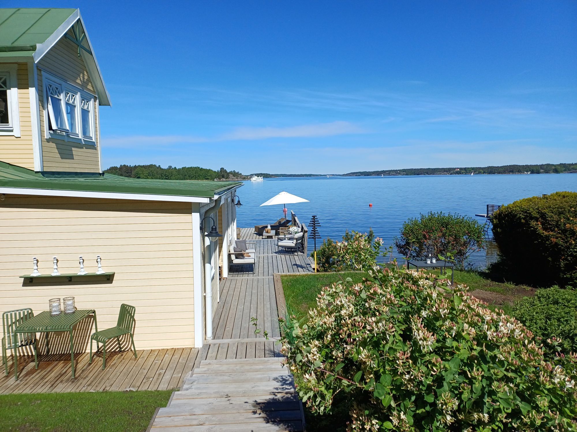 Villa Vågskvalp – Paradiset i Stockholm skärgård – bild 14 av 24