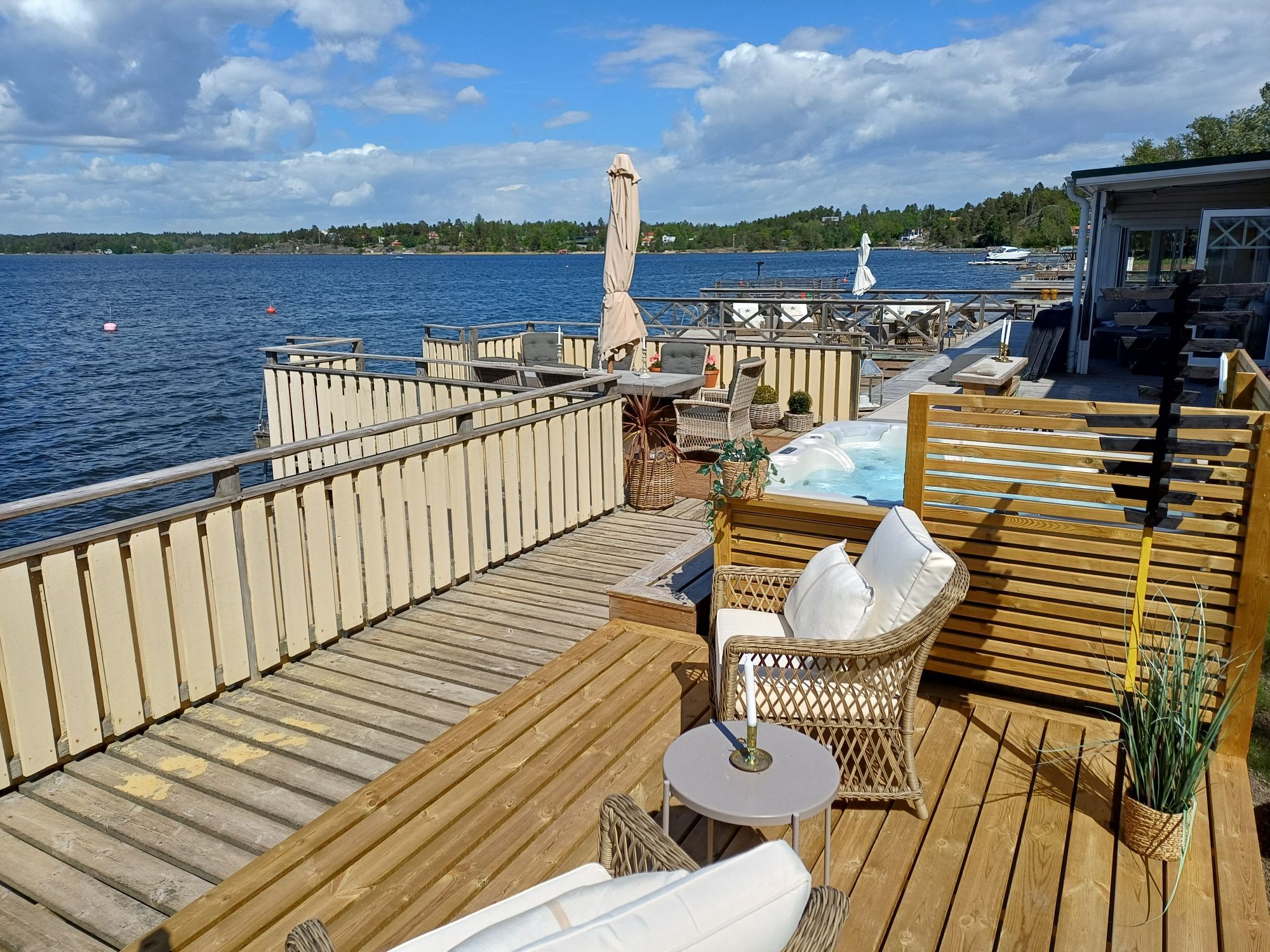 Villa Vågskvalp – Paradiset i Stockholm skärgård – bild 5 av 24