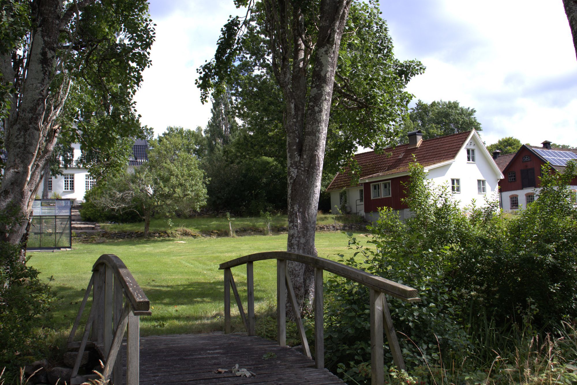 Mysigt hus i natursköna Bjärnum- nära sjö och skog – bild 14 av 15