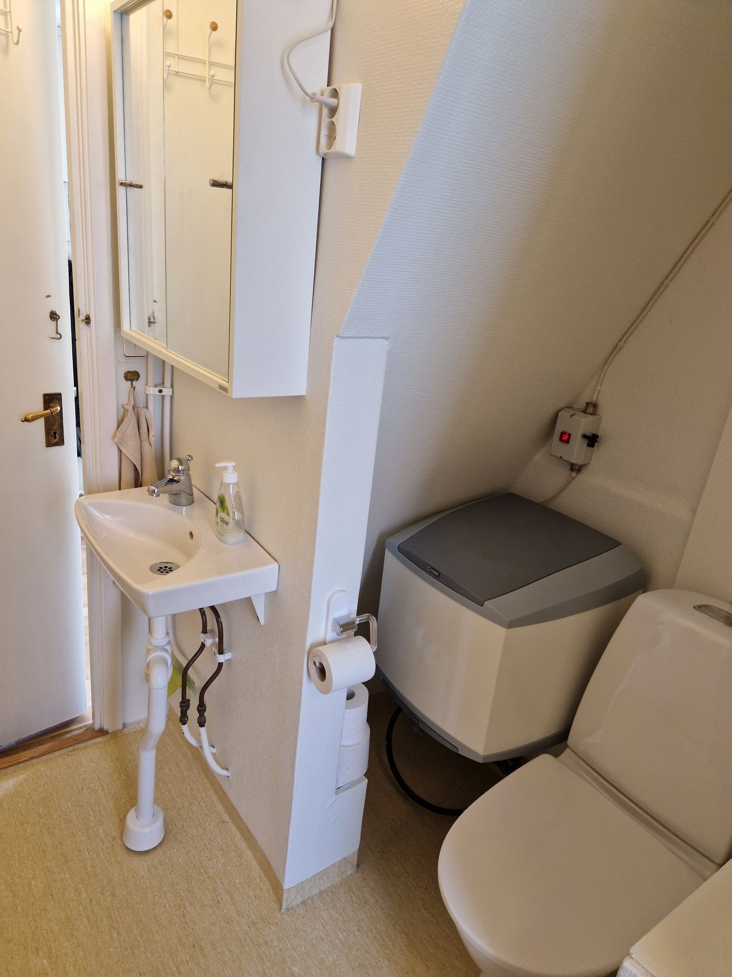 Stuga havsnära i Hönö Hästen – bild 10 av 19