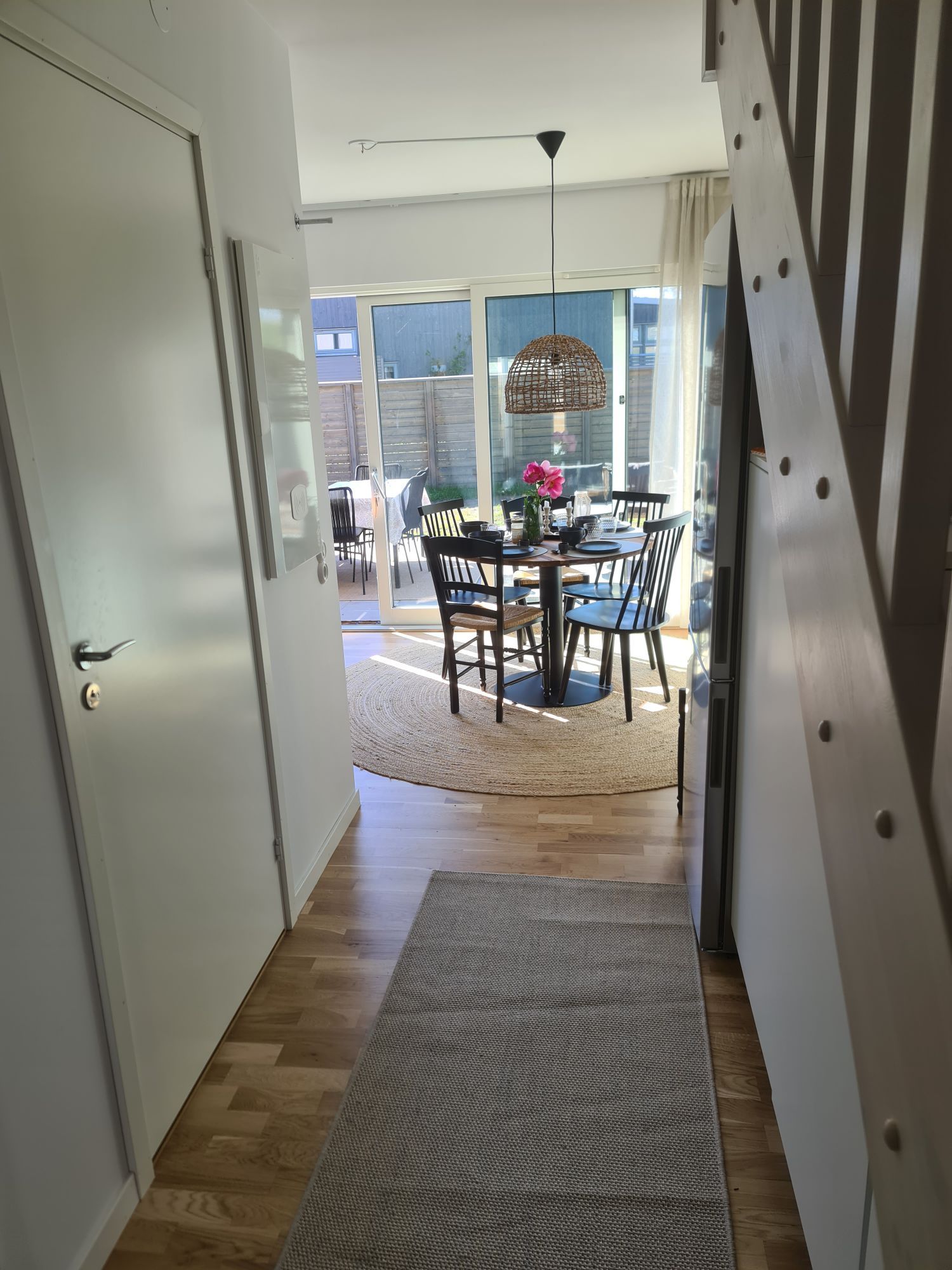 Drömläge i nytt gavelradhus med 2 min strand & hav – bild 8 av 24