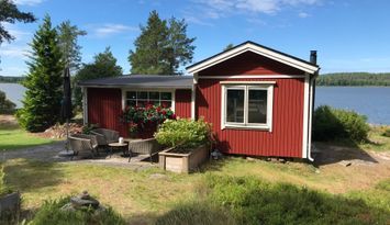 Sommaridyll vid sjö
