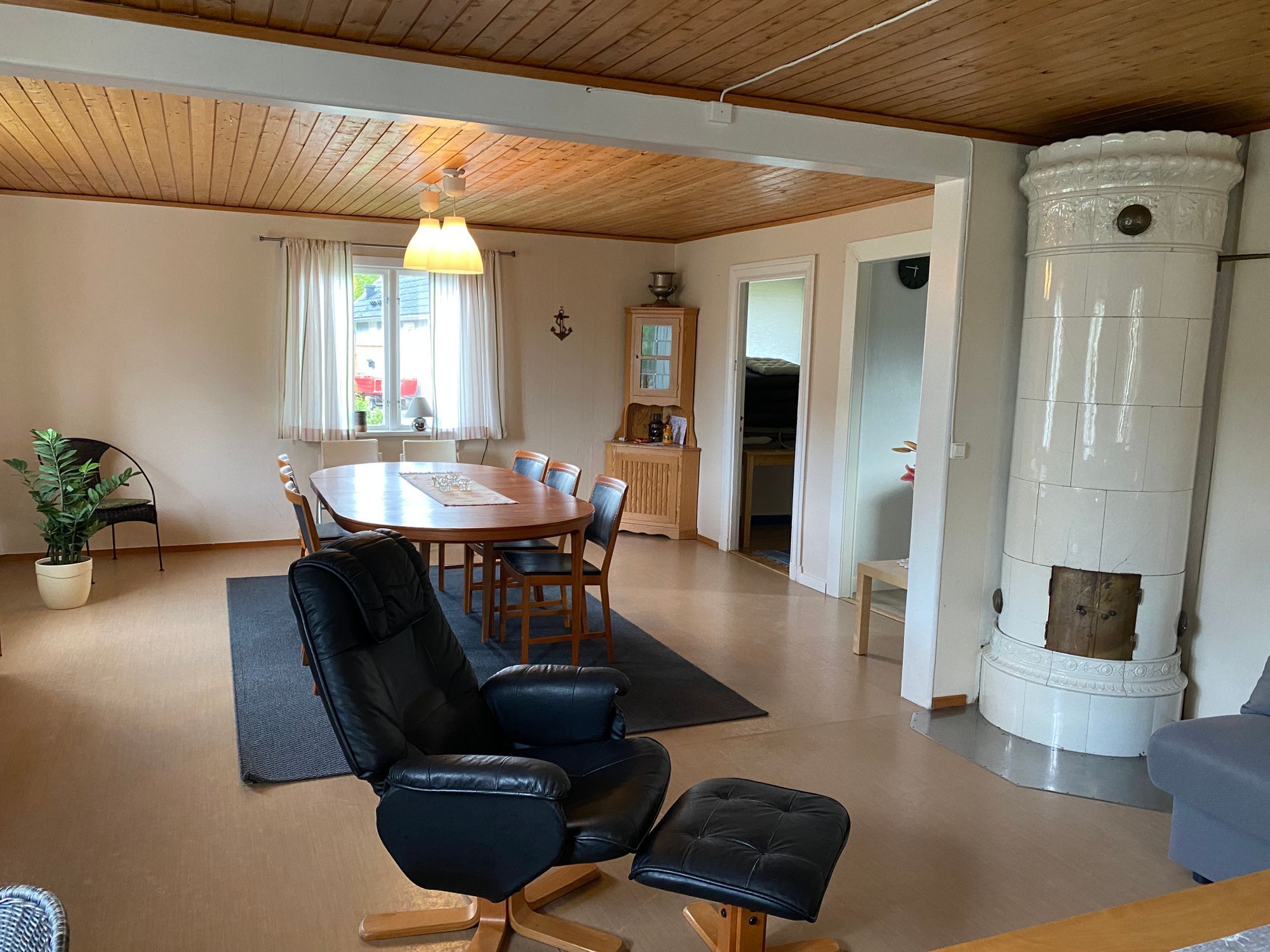 Stuga vid havet – bild 5 av 14