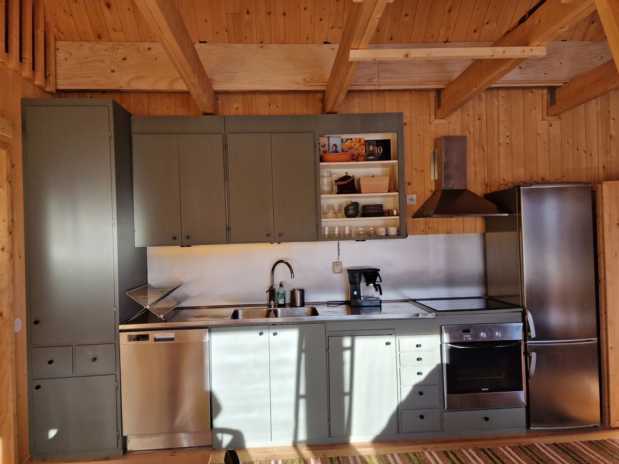 Mysig stuga i Matsdal – bild 2 av 10