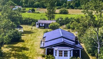 Fin välplanerad stuga med lantligt läge