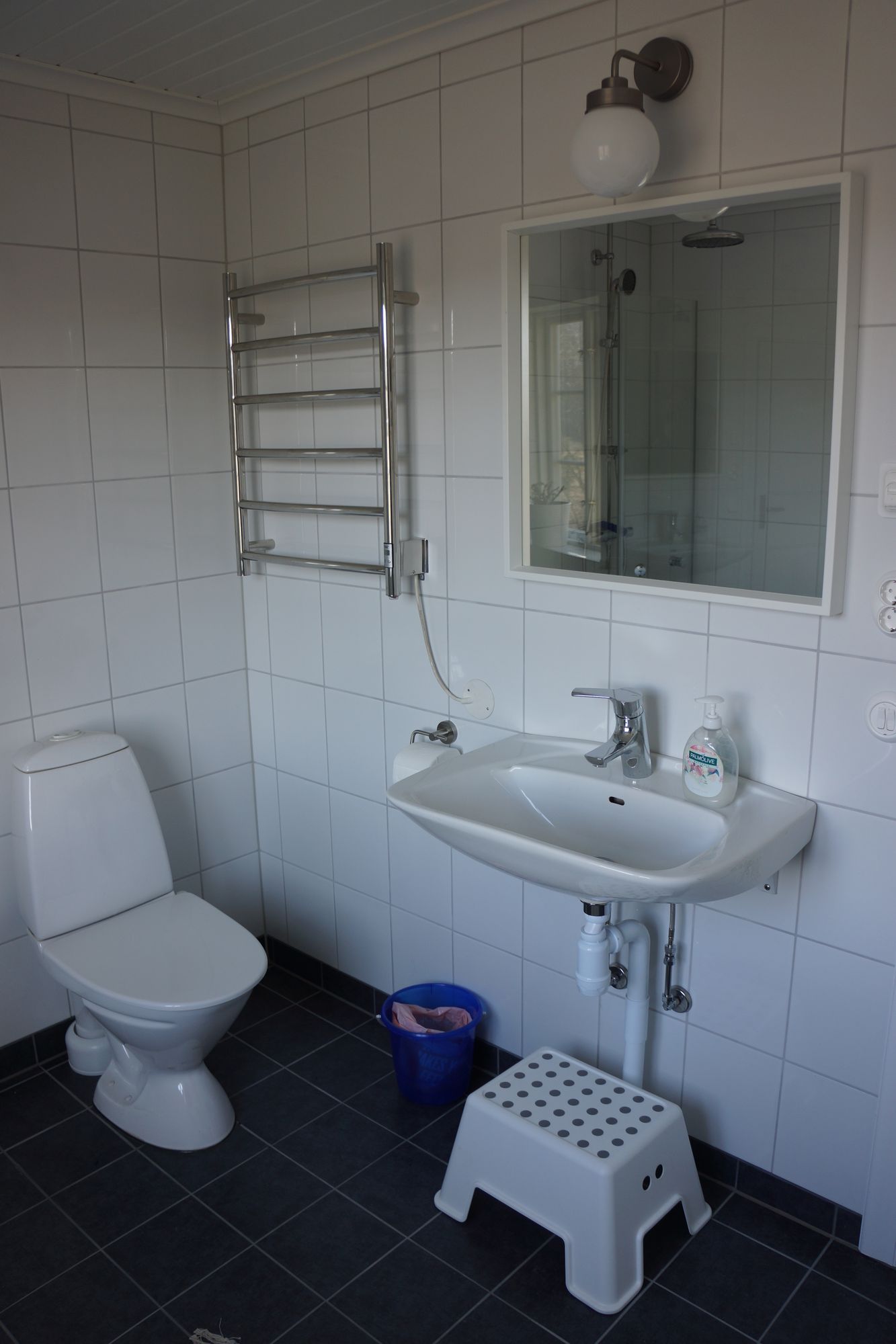 Renoverat torp, modert o bekvämt, nära badplats – bild 10 av 14