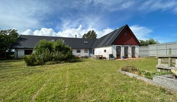 Härlig och rymlig Skånelänga