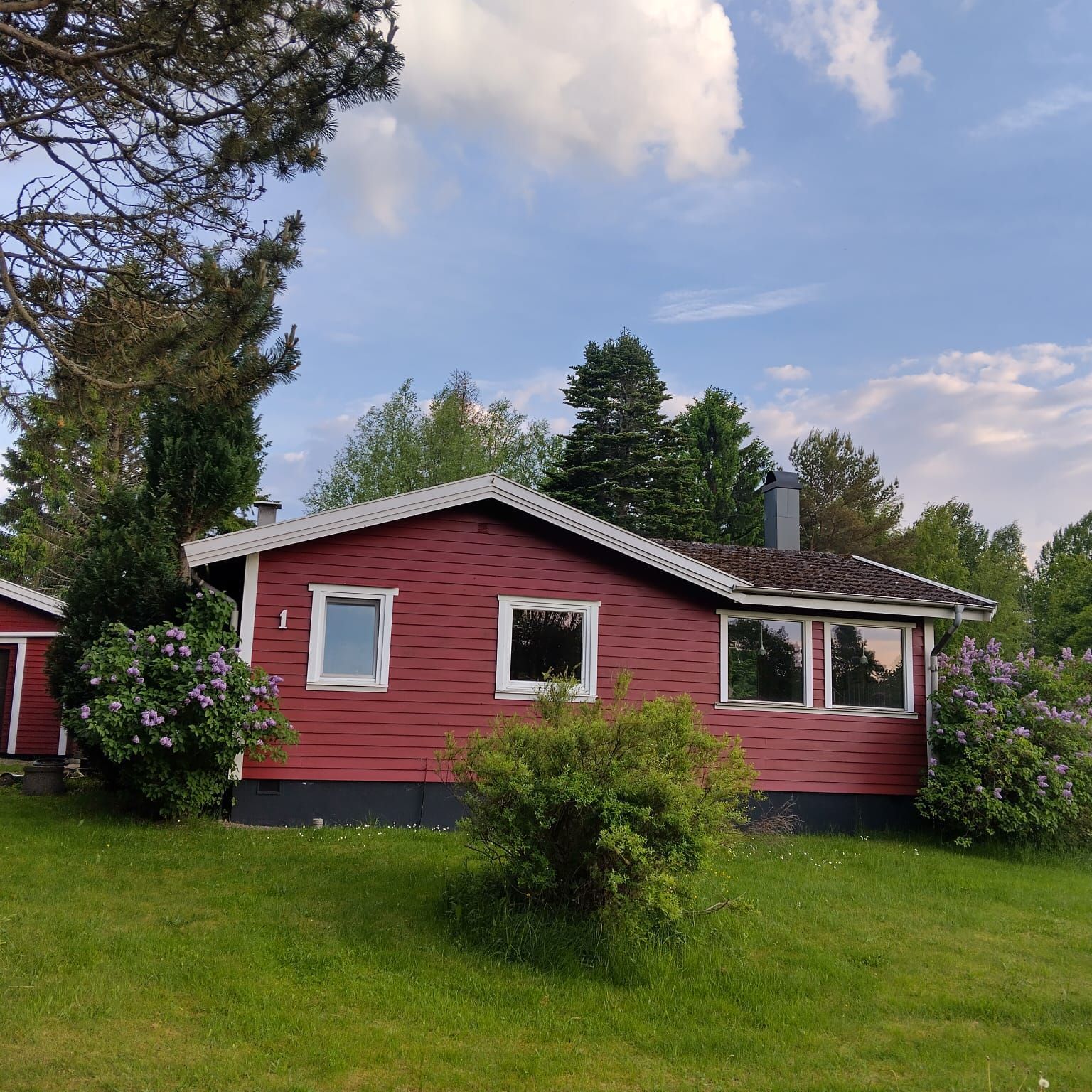Mysigt fritidshus nära Mullsjön, Hjo & Vättern