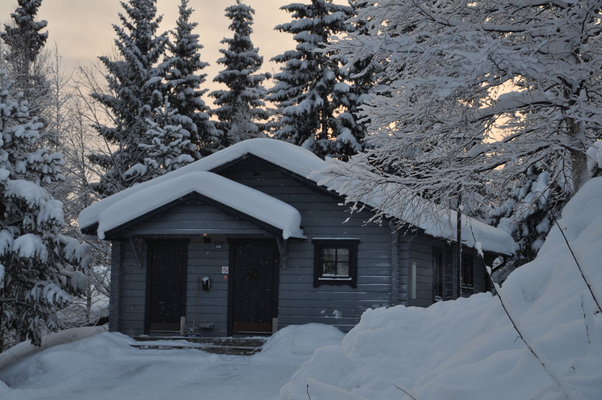 LINDVALLEN Ski-in/-out Blå byn 8 bäddar, ö spis