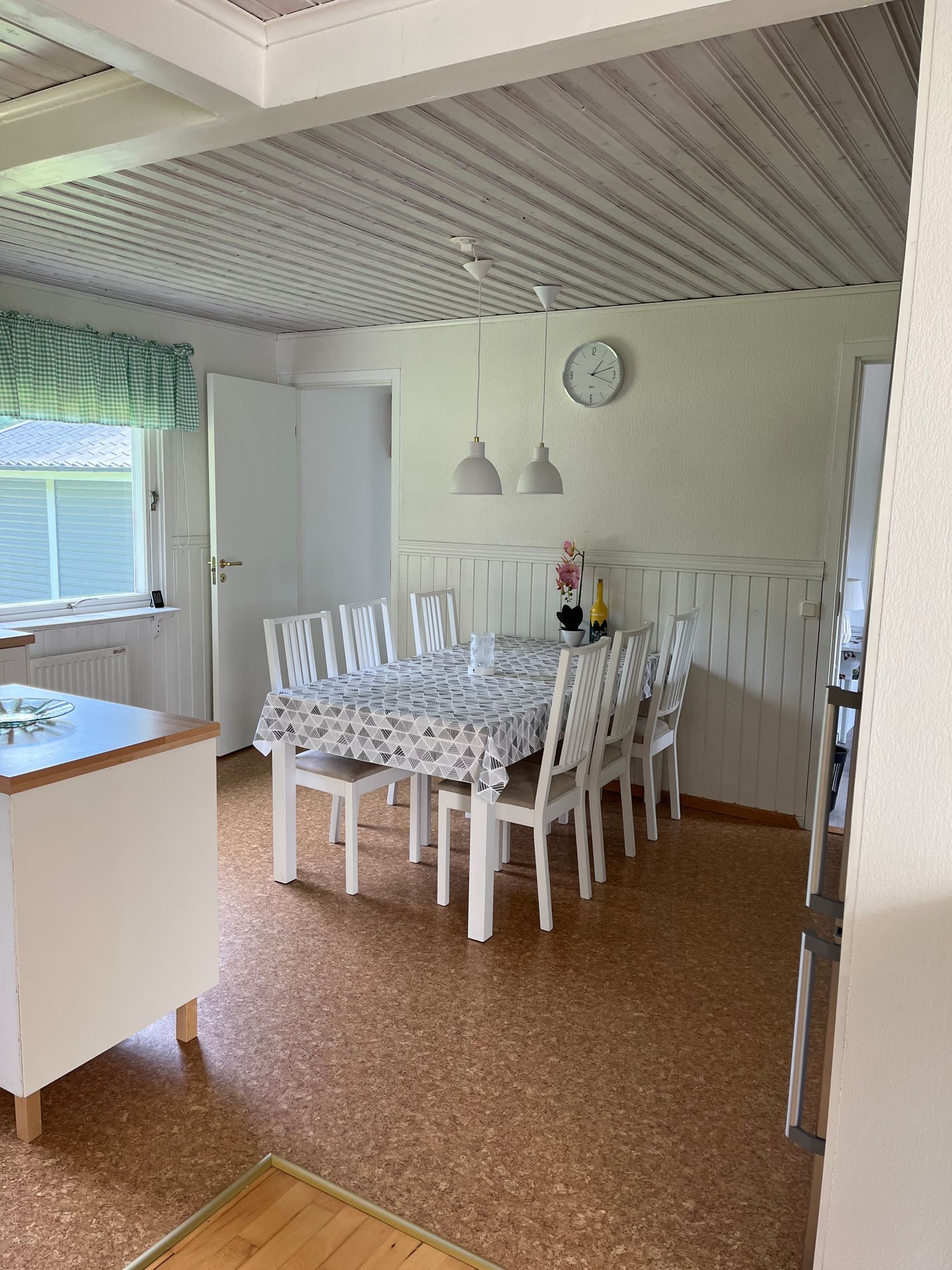 Mysig fristående stuga på Grönslätt, Hällevik – bild 8 av 10