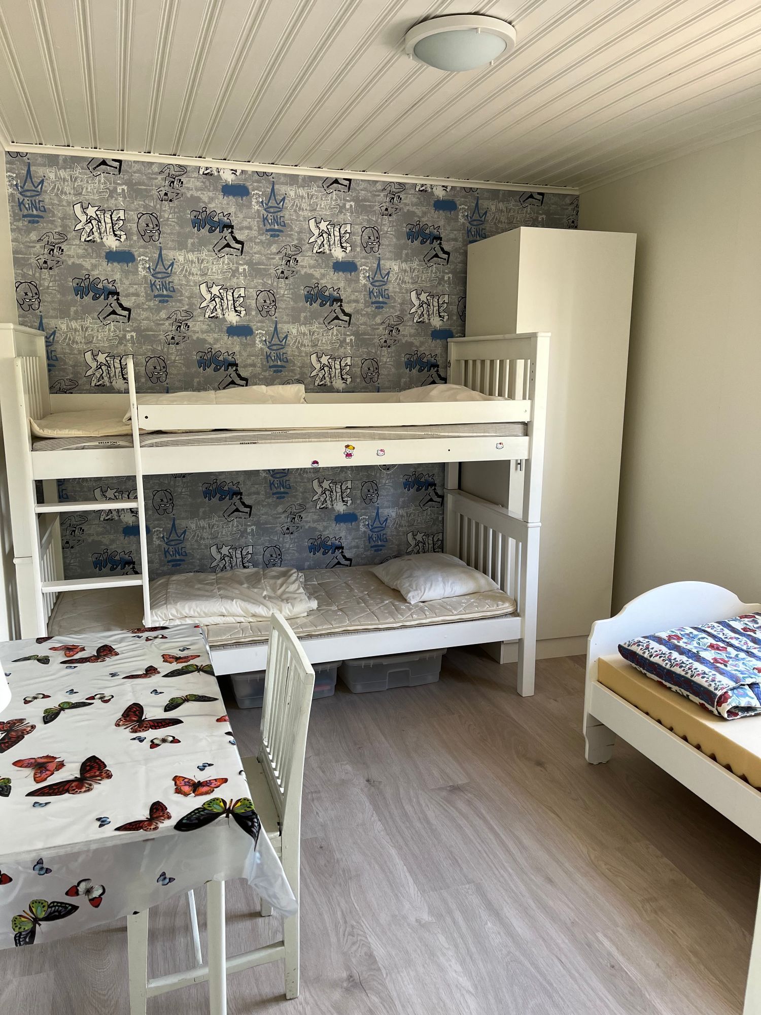 Mysig fristående stuga på Grönslätt, Hällevik – bild 6 av 10