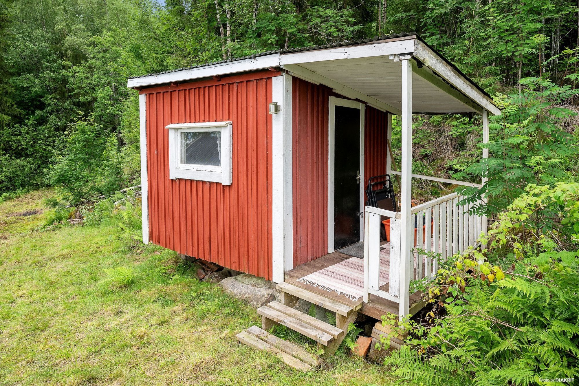 Egen sandstrand & avskildhet–stuga vid Lakenesjön – bild 12 av 14