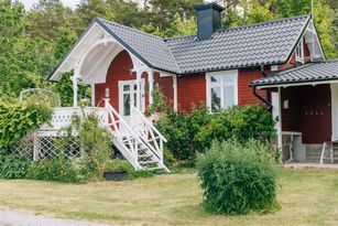 Romantiskt hus vid havet 1 mil norr om Visby