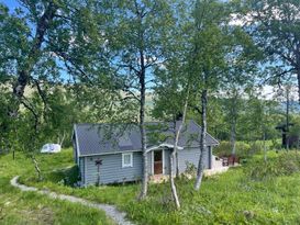 rent mountain cabin in scenic Ljungdalen