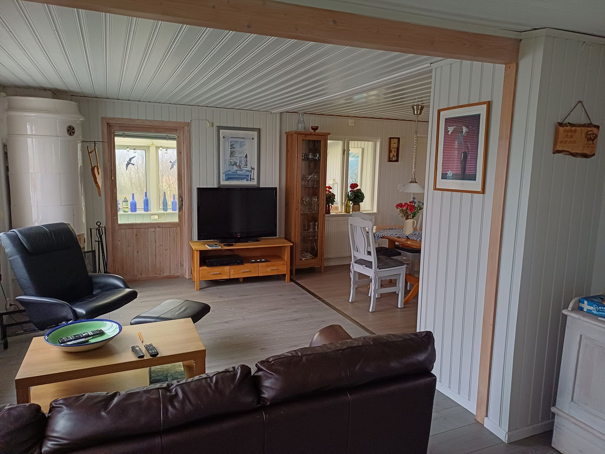Stuga nära havet – bild 5 av 9