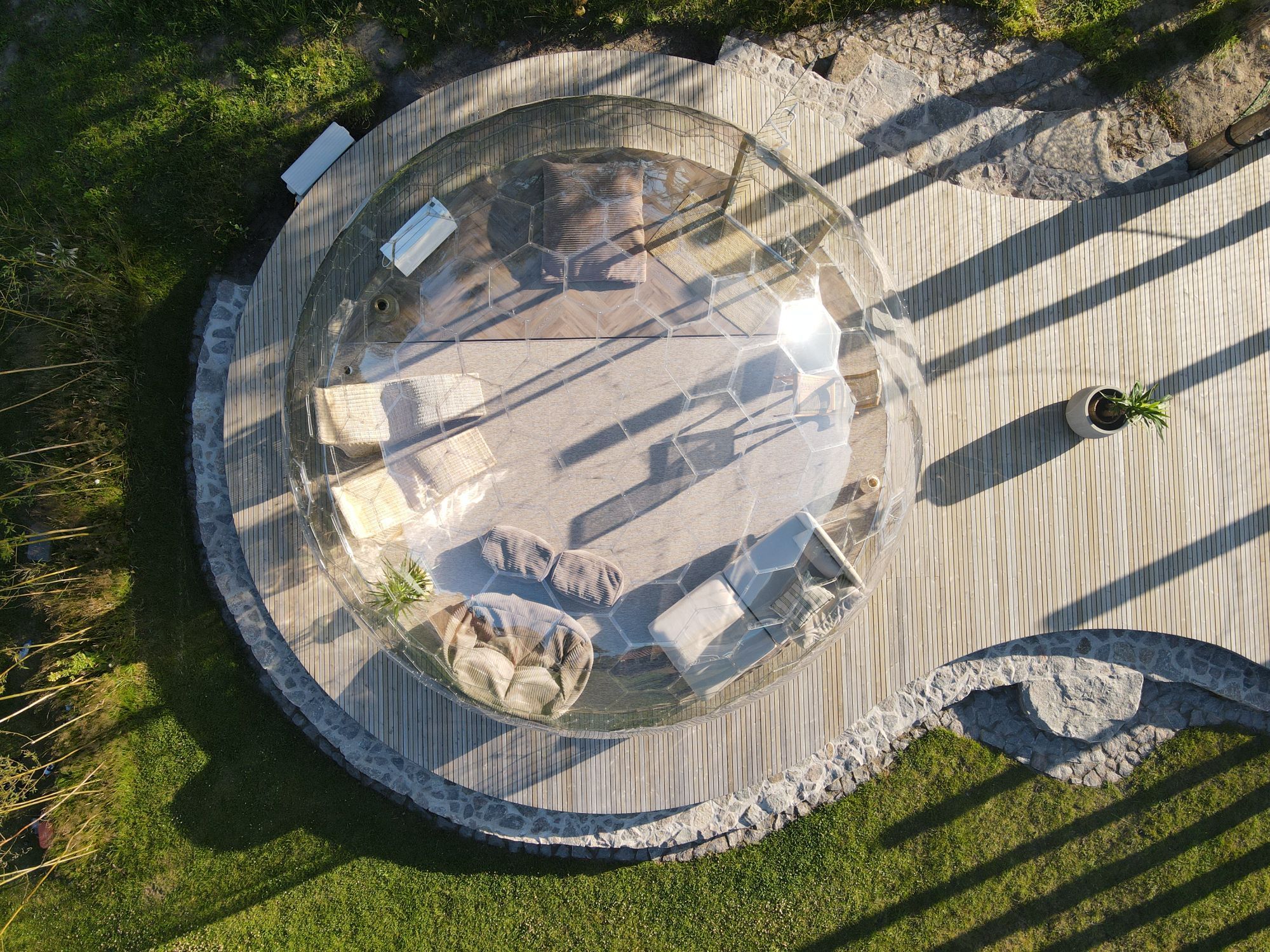 Privat spa-oas med pool & dome vid västkusten – bild 5 av 24
