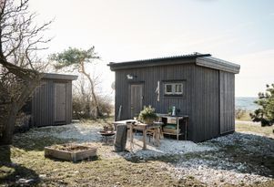 Litet hus precis vid havet 1 mil norr om Visby
