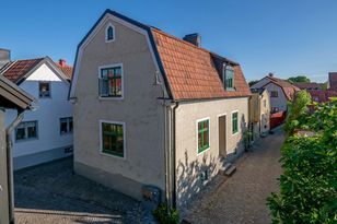 Underbart hus med havsutsikt i Visby innerstad