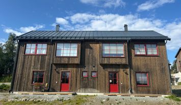 Nytt och luftigt parhus i Bruksvallarna