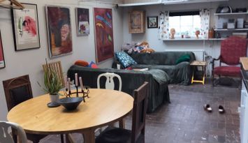 Charmig atelje /del av hus i fiskebyn Lerberget!