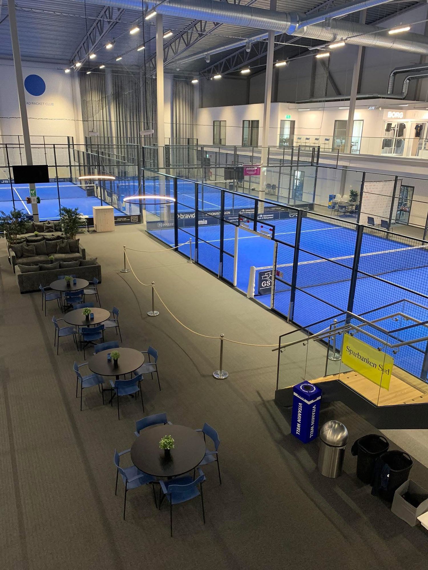 Centralt gathus - bas för en fantastisk padelresa – bild 15 av 22