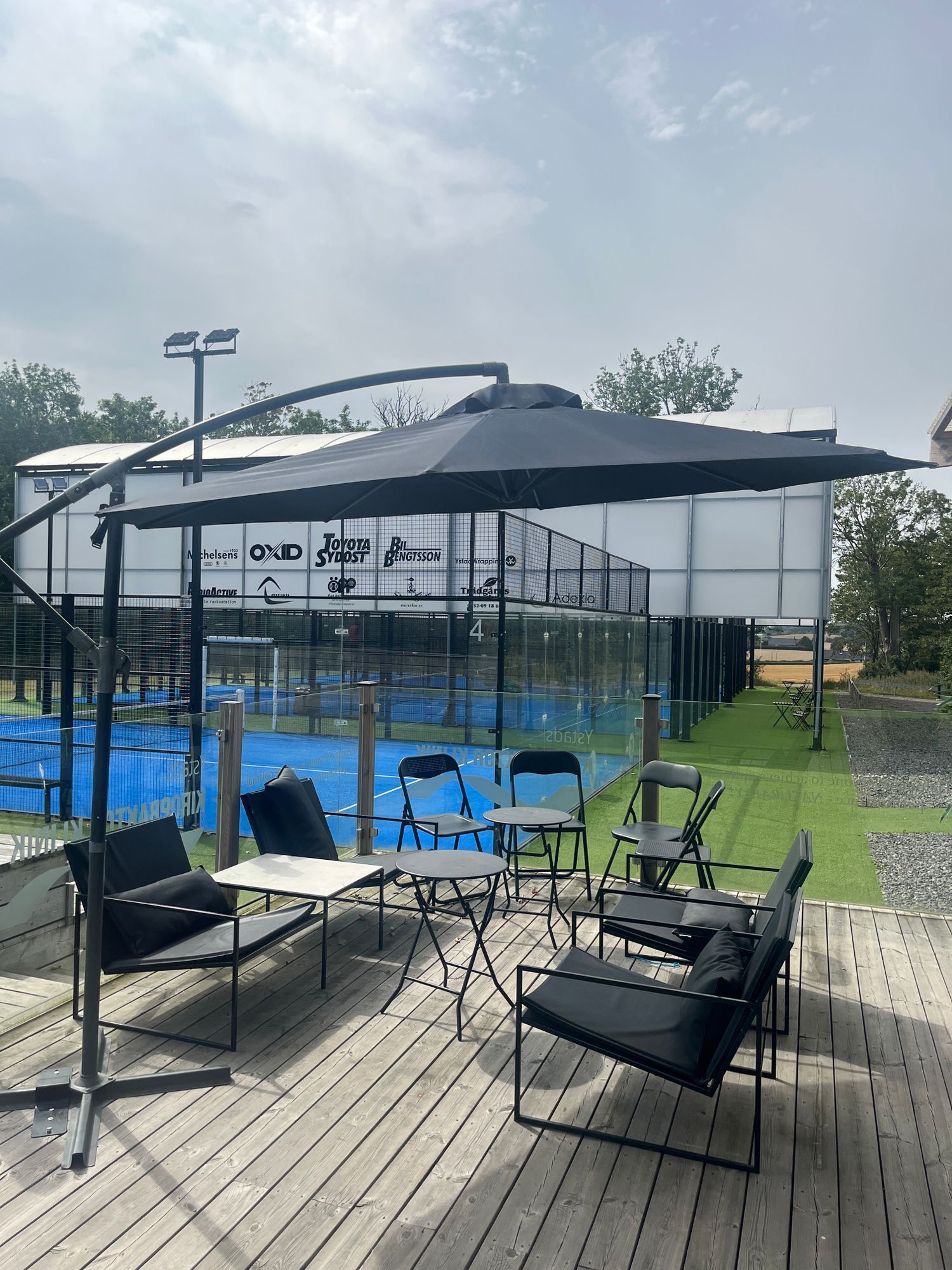 Centralt gathus - bas för en fantastisk padelresa – bild 18 av 22