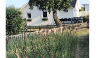 Mysig stuga i barnvänligt område