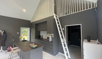Nybyggt hus i trevligt stugområde på Rådmansö