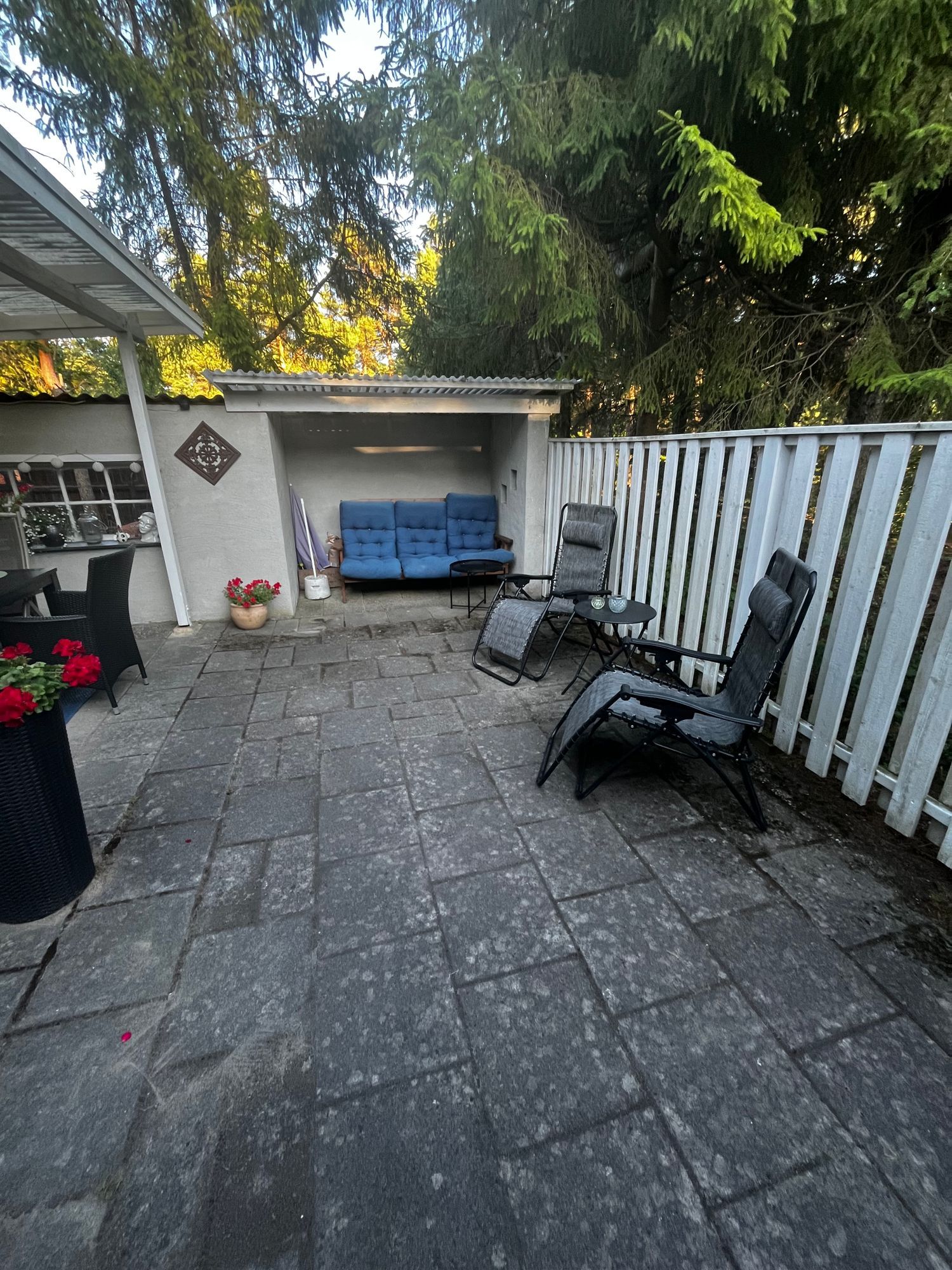 Drömboende i Åhus – nära hav, pool och sommarens b