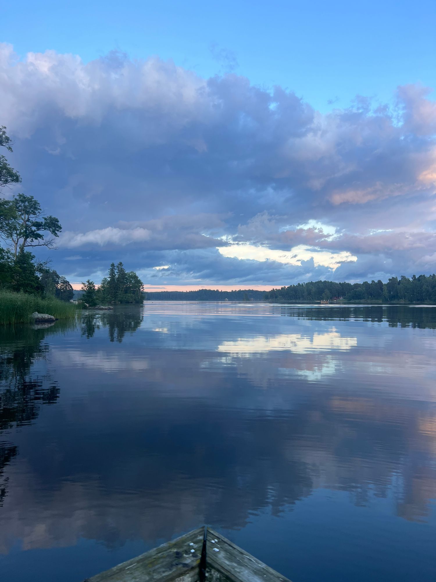 Hus i Sörmland vid sjö med egen brygga och bastu – bild 14 av 24