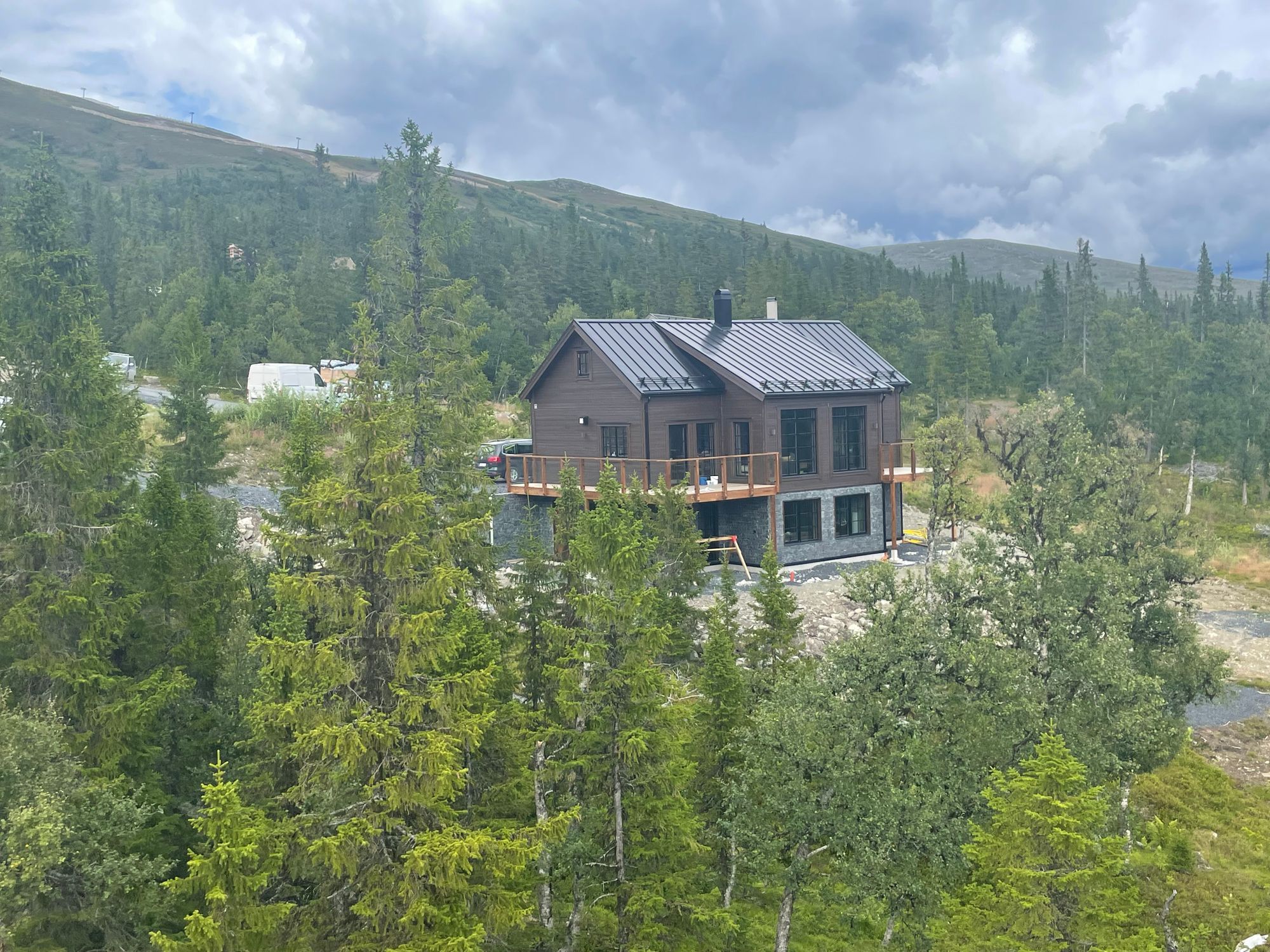 Fantastiskt läge mitt i Bydalens skidområde – bild 3 av 23