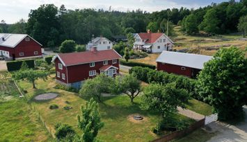 Stort hus i Hyssna nära Göteborg, Borås & Varberg