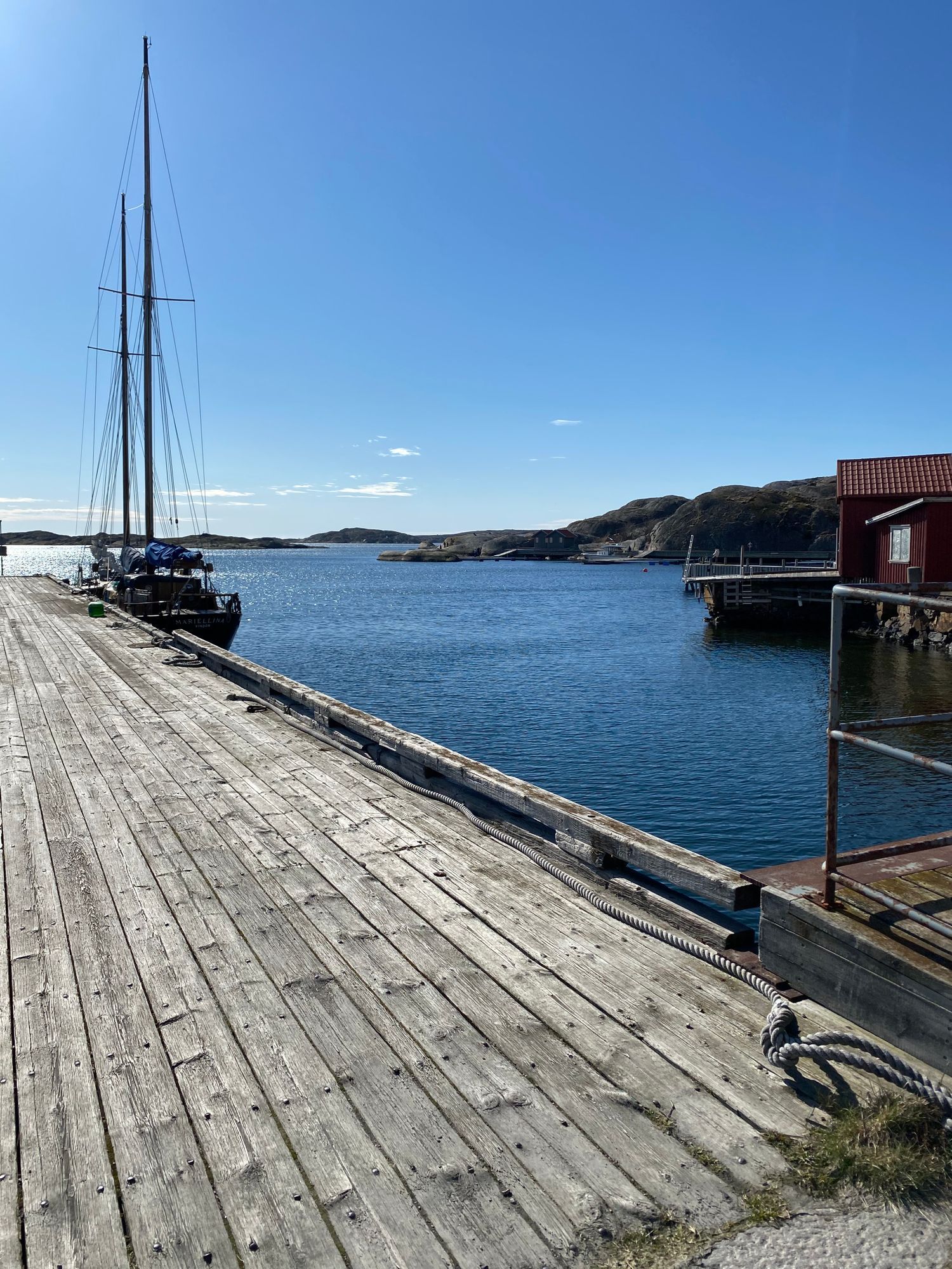 Rymlig övervåning i villa på Orust,Hälleviksstrand – bild 20 av 23