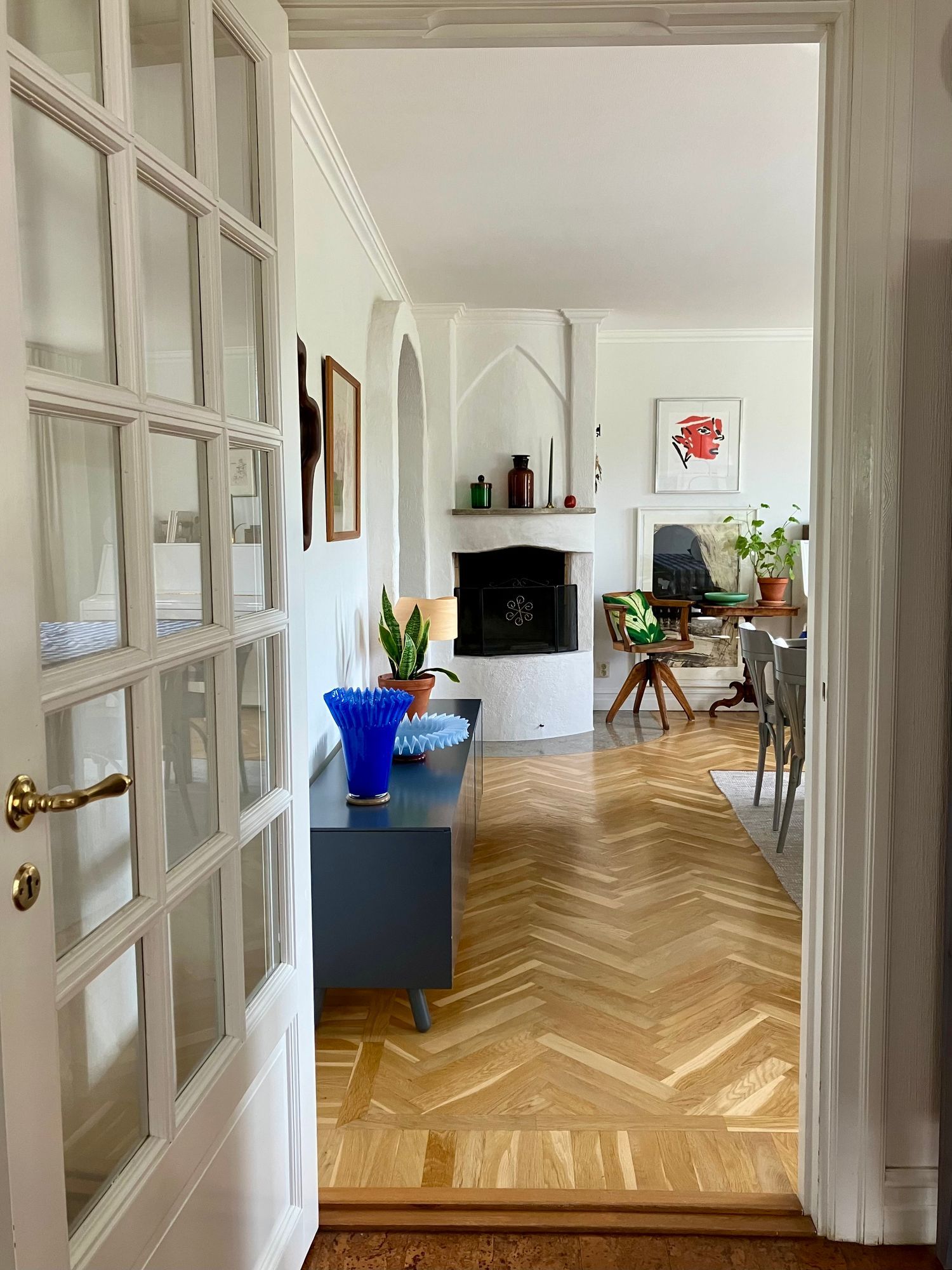 Arkitektritad villa i Visby – bild 5 av 24