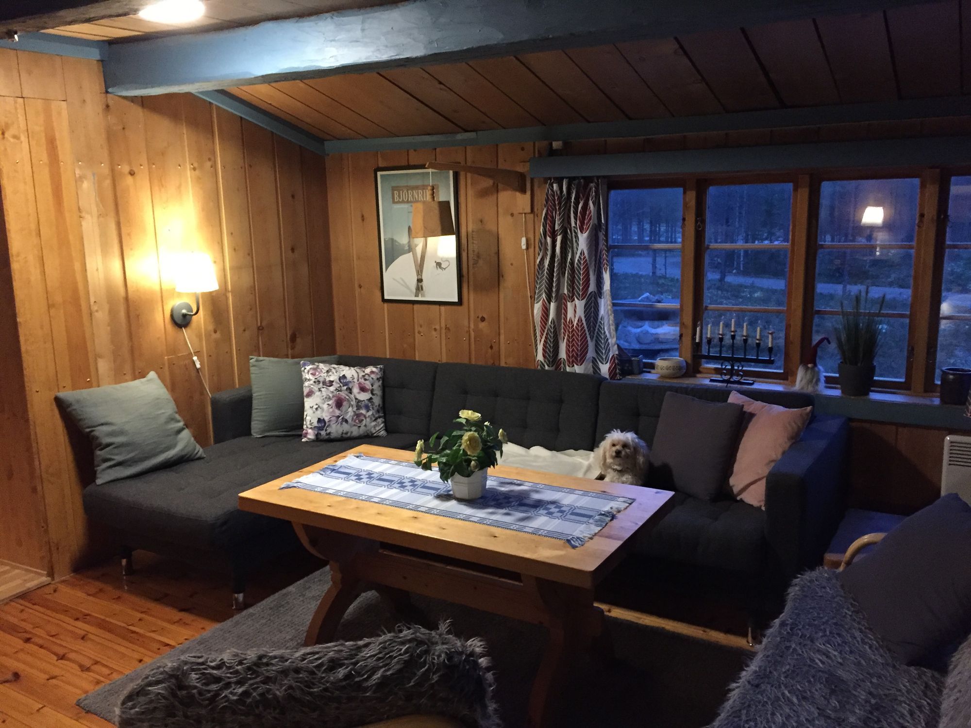 Mysig stuga i Vemdalen med bastu & öppen spis – bild 5 av 18