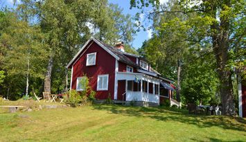 Mysigt hus på landet