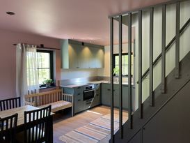 Cozy newly built apartment near the sea