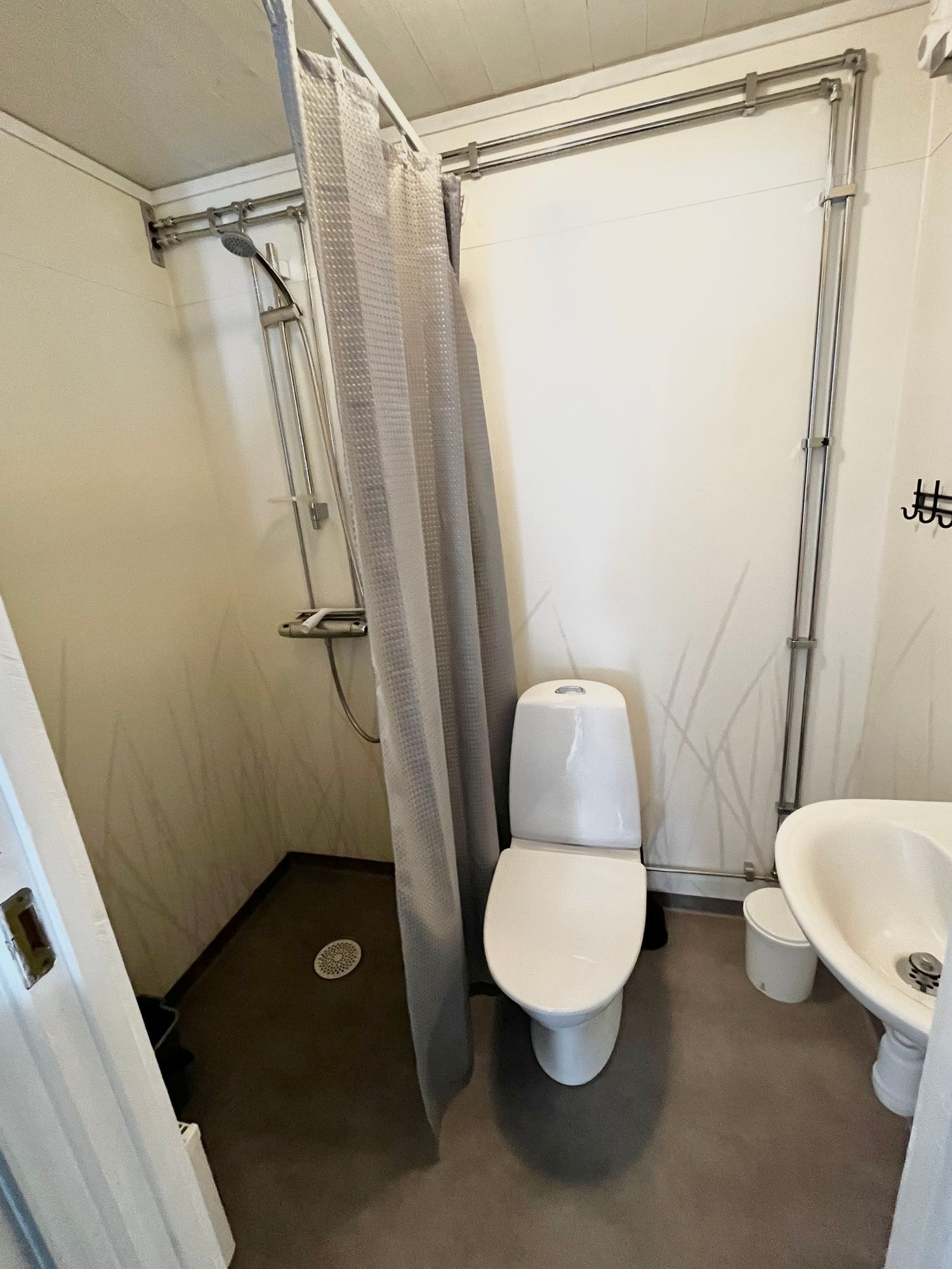 Boende med 4 bäddar, Löttorp, Sandbybadet, Öland – bild 9 av 15