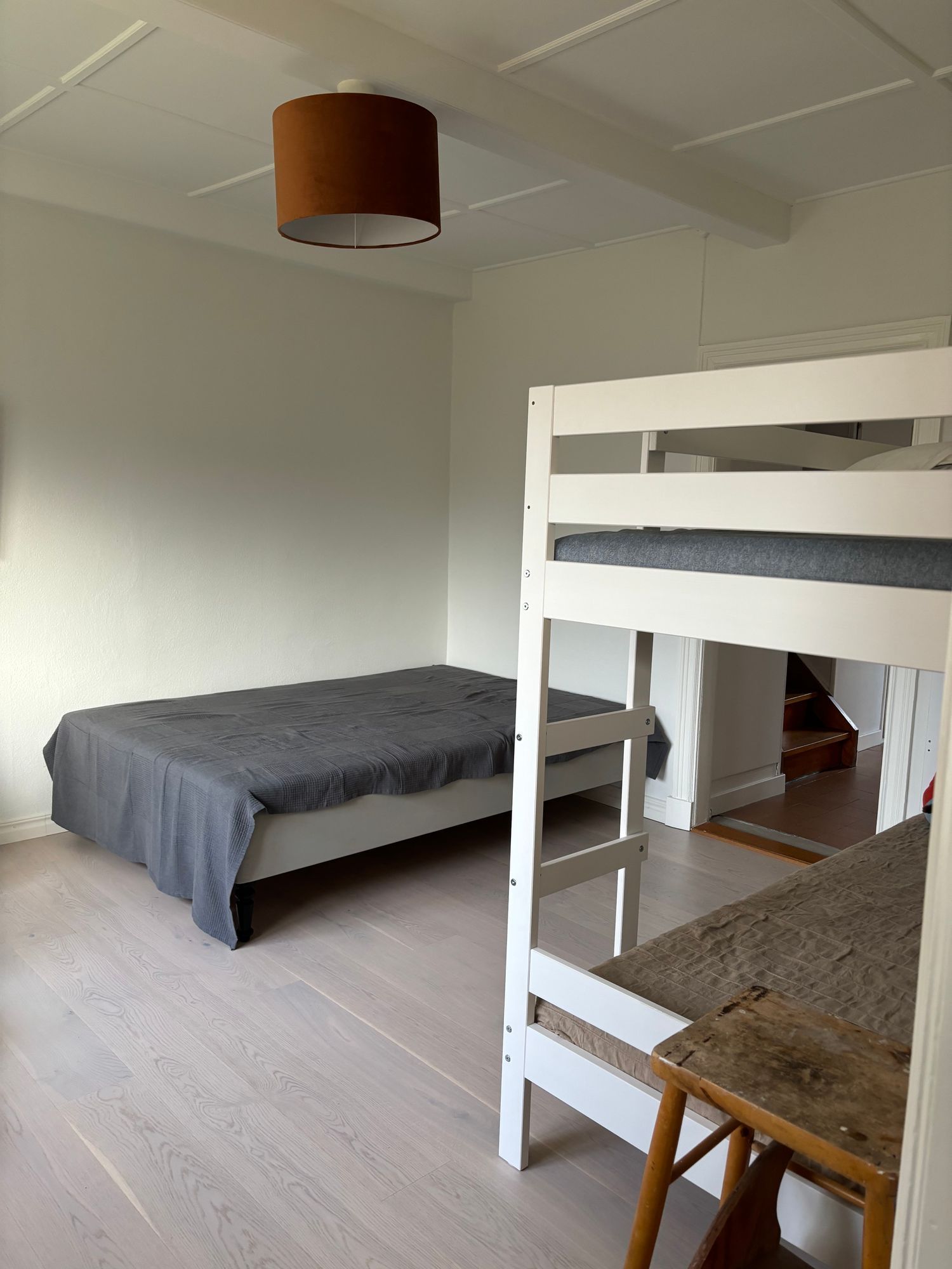 Mysigt sommarhus längs skånska kusten i Smygehamn – bild 9 av 24