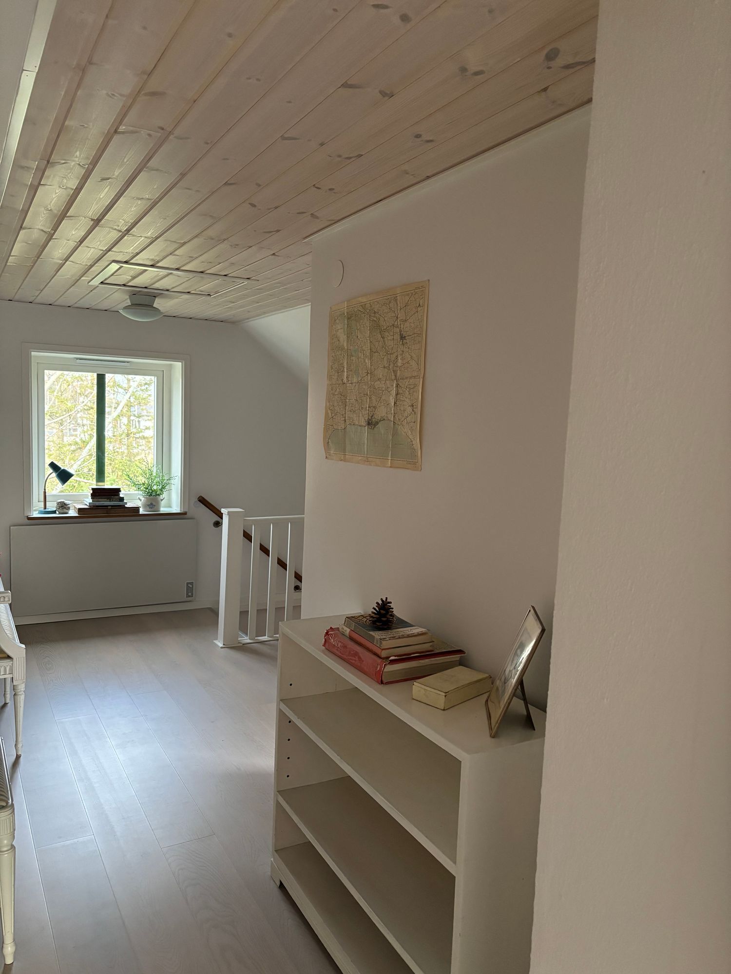 Mysigt sommarhus längs skånska kusten i Smygehamn – bild 22 av 24